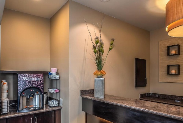 Blu Pacific Hotel image 21